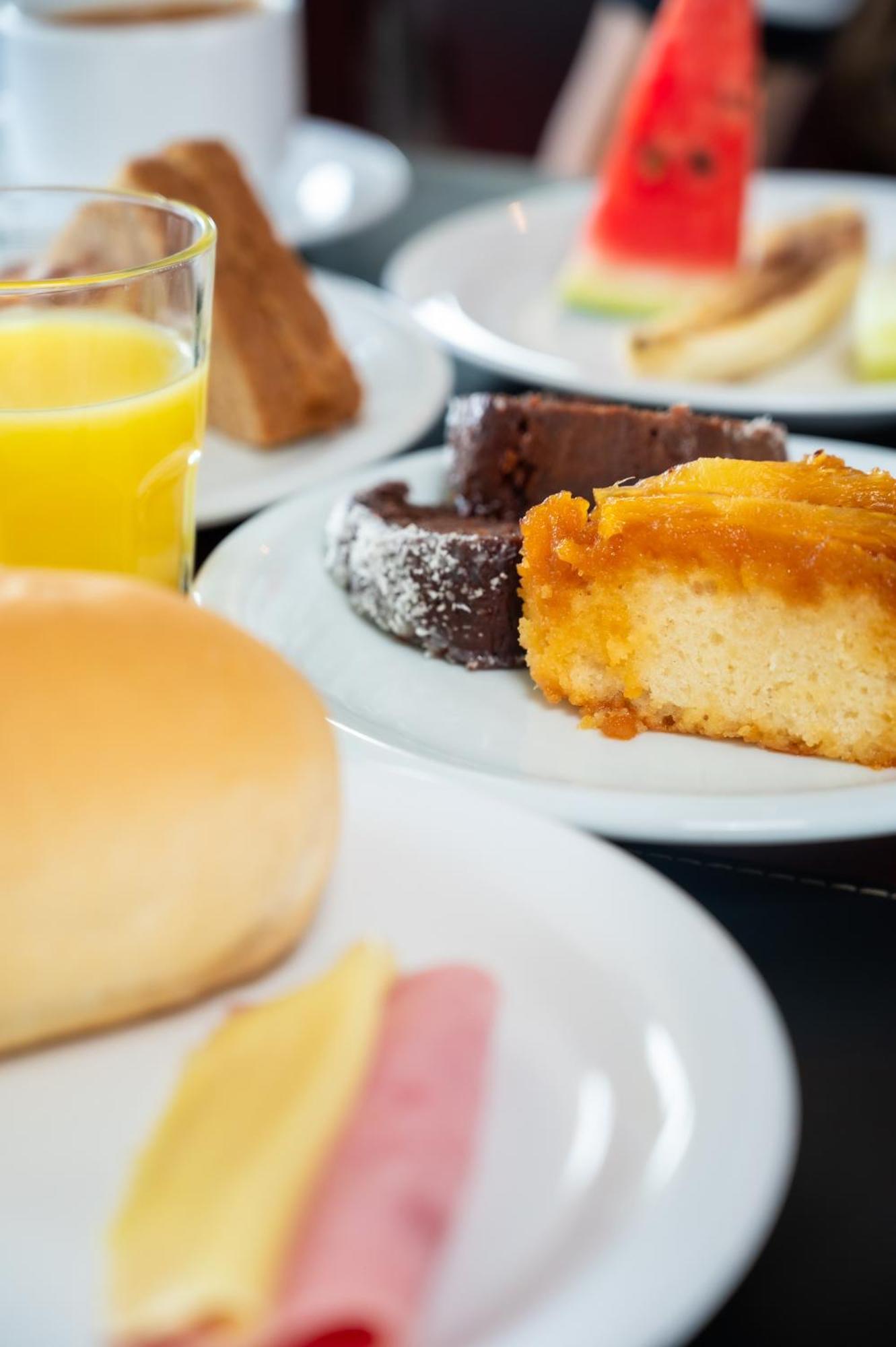 Hotel 365 Cuiabá Zewnętrze zdjęcie