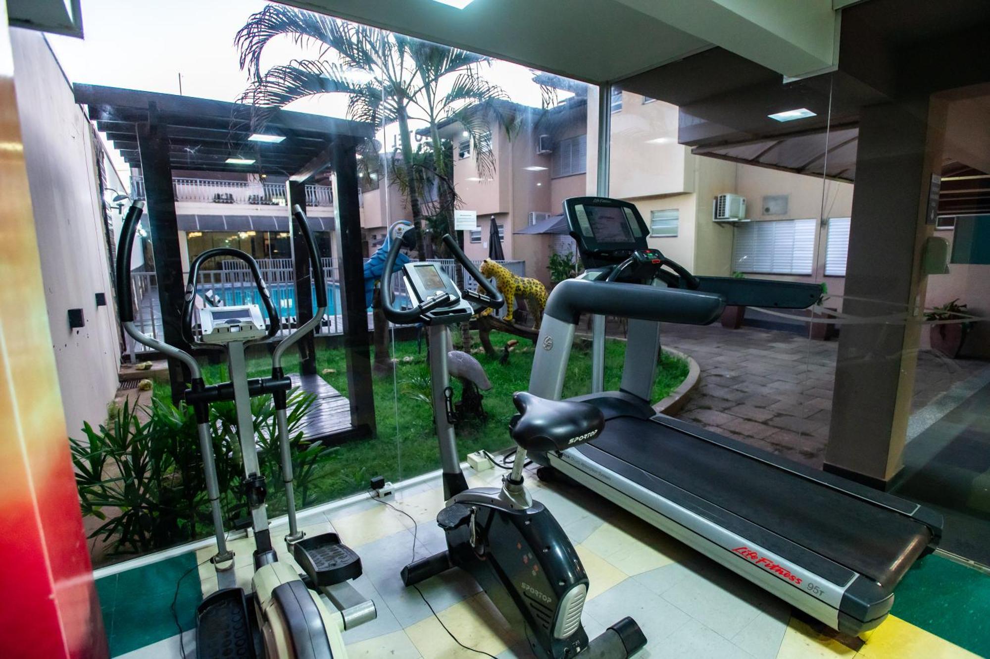 Hotel 365 Cuiabá Zewnętrze zdjęcie