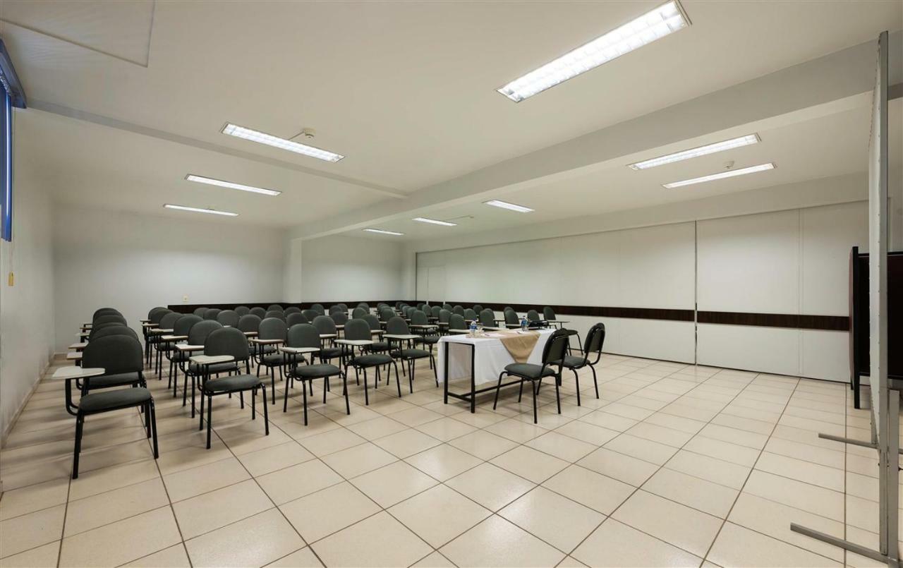 Hotel 365 Cuiabá Zewnętrze zdjęcie