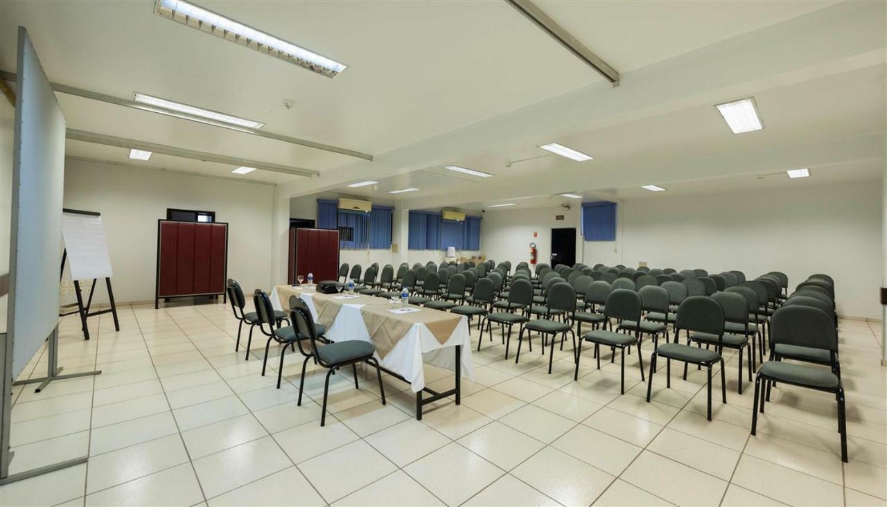 Hotel 365 Cuiabá Zewnętrze zdjęcie