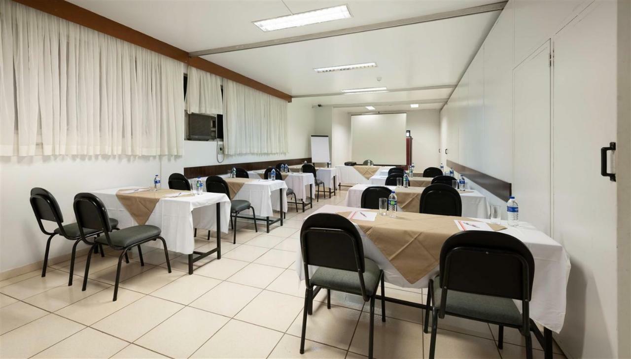 Hotel 365 Cuiabá Zewnętrze zdjęcie